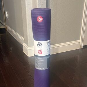 Manduka Deep Purple Pro Yoga Mat